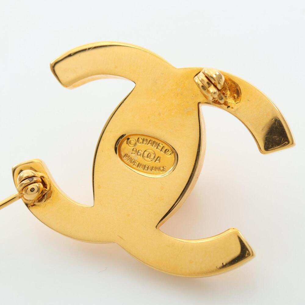 CHANEL Authentic Gold Logo Brooch - Picture 3 of 5